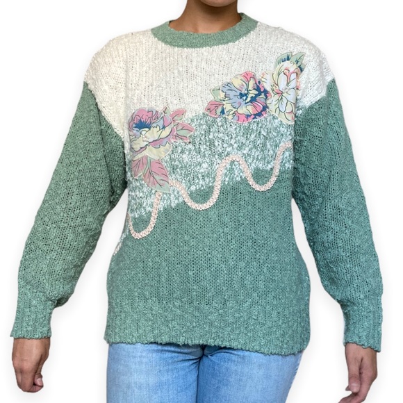 Vintage Granny Sweater with Floral Appliqués - Picture 3 of 6